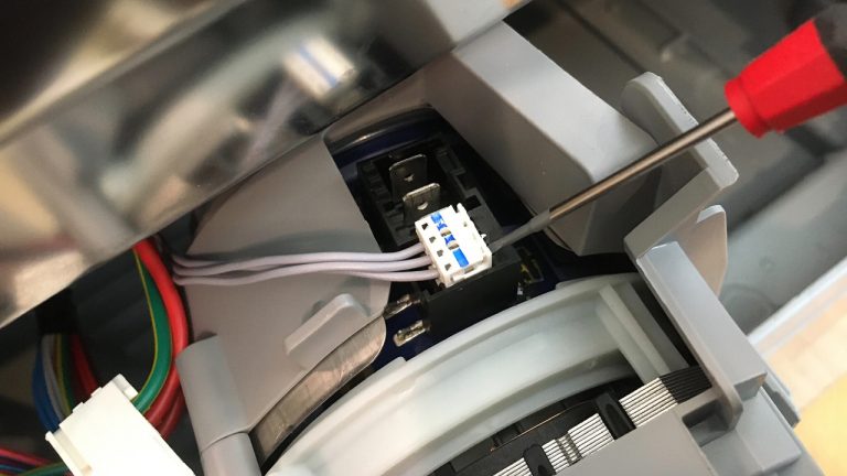 Geschirrspüler Umwälzpumpe Brummt